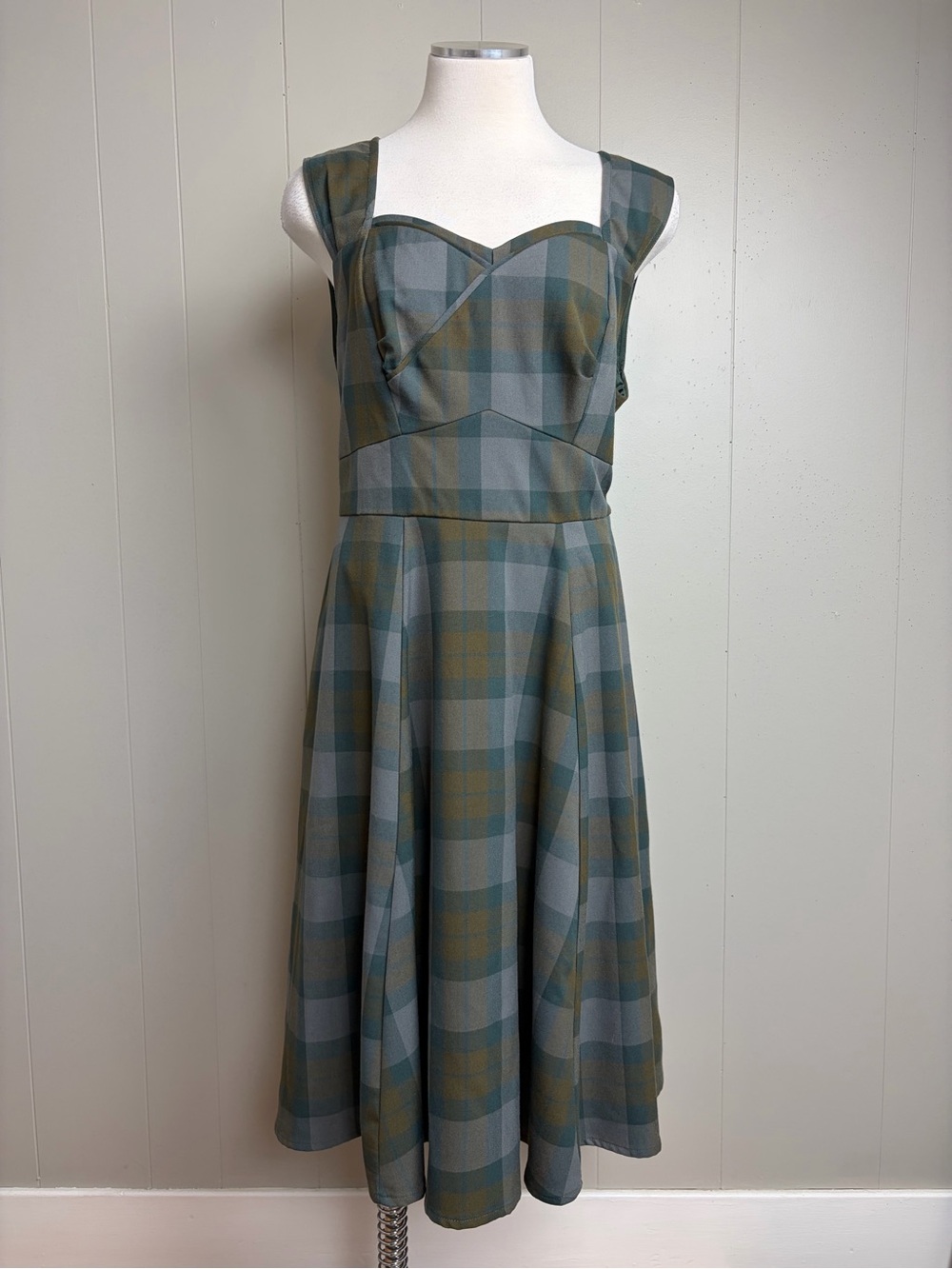 Outlander The Series x Torrid Plaid Fit & Flare Dress Size 12
